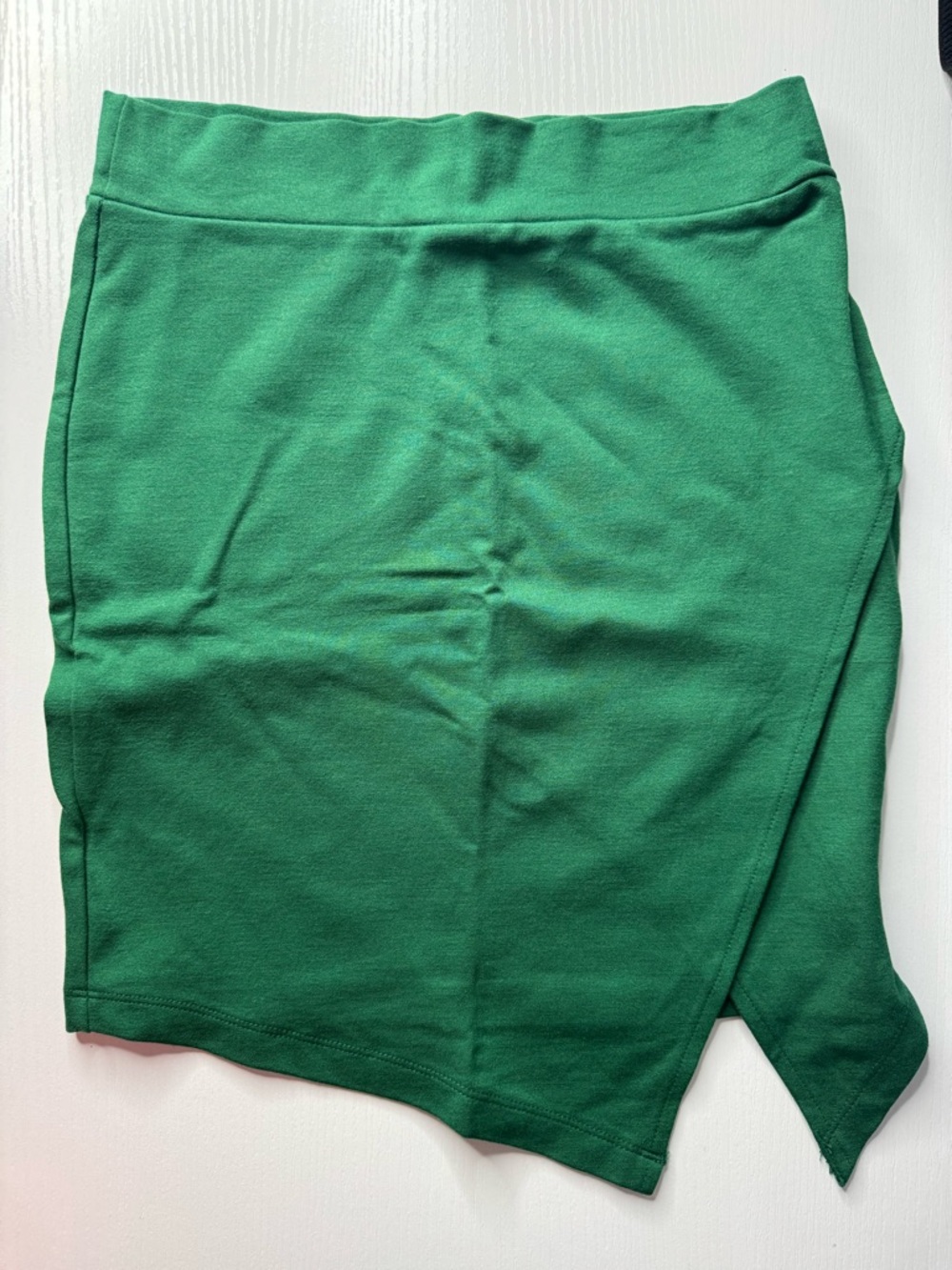 Forever 21 Kelly Green Asymmetric Ponte Mini Skirt
